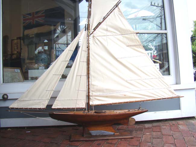 A fine plank-on-frame English gaff-rigged racing pond boat circa 1930 named 'Margharita